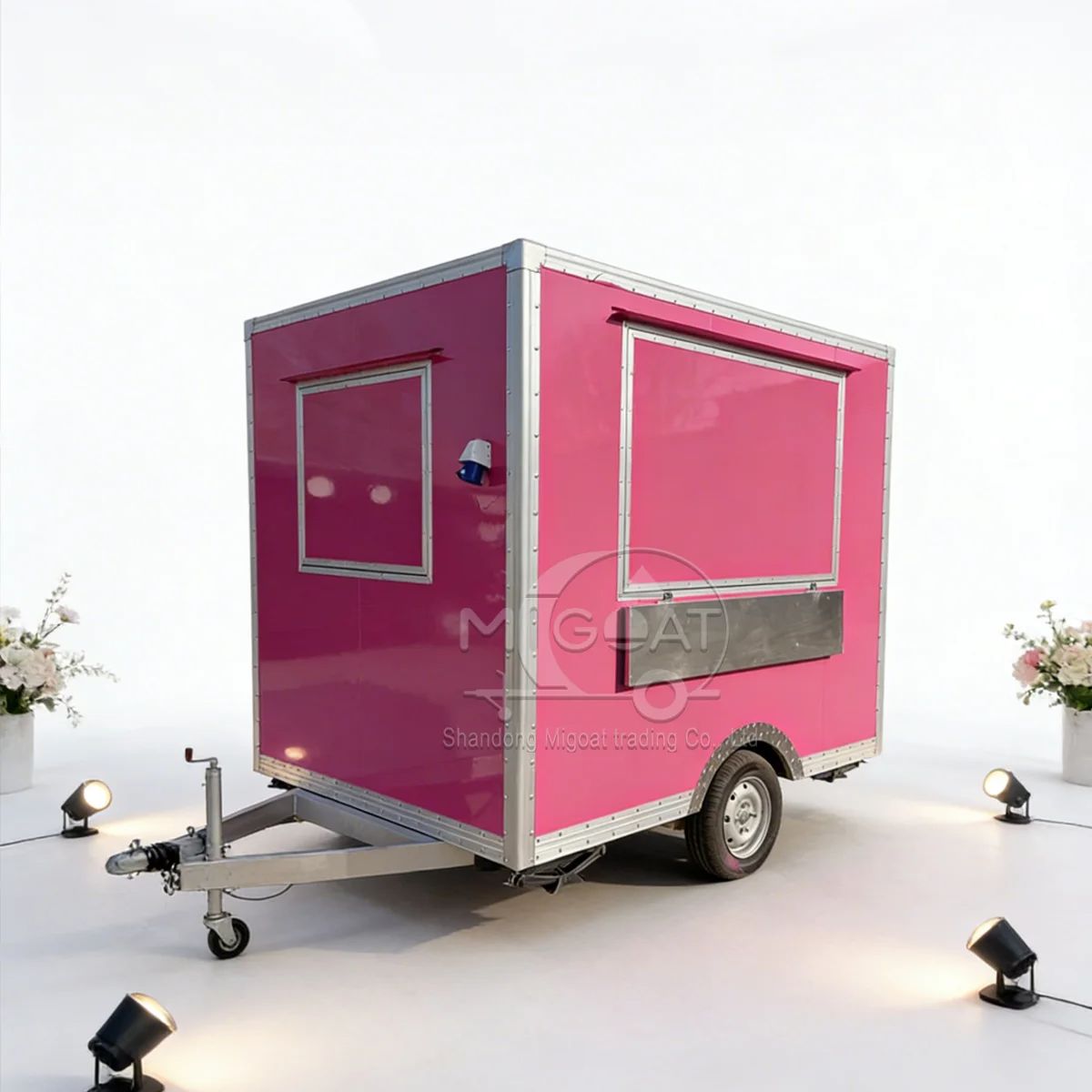 Trendy Pink Mobile Food Truck  - Food E Snacks 评论和价格