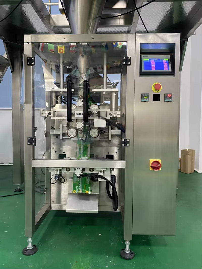 Vertical Packing Machine with  - Food Packed Snacks 评论和价格